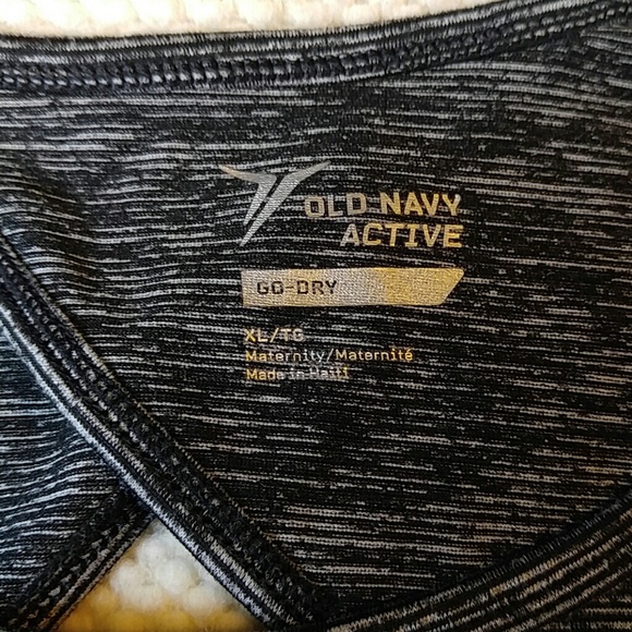 Old Navy Maternity Work Out top - Picture 3 of 6